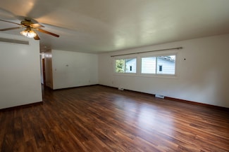 1010 Andrews Dr, Sun Prairie, WI 53590