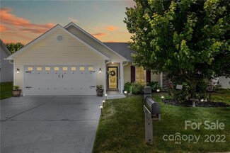 201 Pamlico Rd, Fletcher, NC 28732