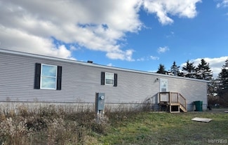 11156 Weaver Rd, Delevan, NY 14042