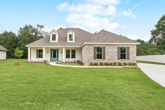 119 Jefferson Davis Pkwy, Picayune, LA 70461