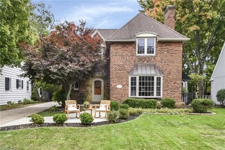 19241 S Sagamore Rd, Cleveland, OH 44126