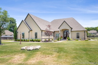 19205 E Twin Creeks Dr, Owasso, OK 74055