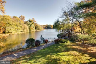 1561 Regatta Ln, Reston, VA 20194