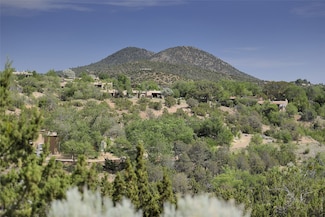 800 La Vereda Este, Santa Fe, NM 87501