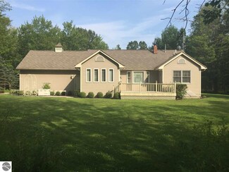 2020 Washington Rd, Omer, MI 48749