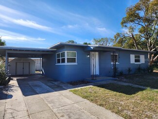 2805 Avenue M NW, Winter Haven, FL 33881