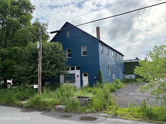 10 Thompson St, Ballston Spa, NY 12020