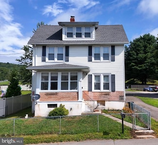 220 Lewis St, Brockton, PA 17925