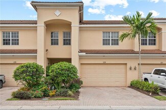 135 SW Walking Path, Stuart, FL 34997
