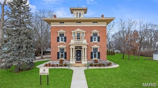 876 W State St, Jacksonville, IL 62650