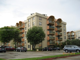 9350 Fontainebleau Blvd Unit 313, Miami, FL 33172