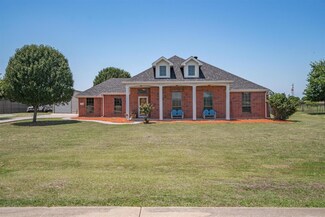 5498 Tree Grace Ln, Kaufman, TX 75142