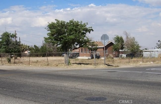 8511 C Ave, Hesperia, CA 92345