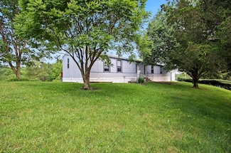 750 Marathon Dr, Corinth, KY 41010