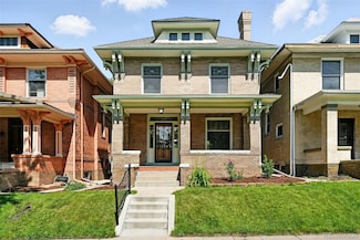 1582 Steele St, Denver, CO 80206