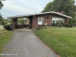 130 Jackson Rd, Shavertown, PA 18708