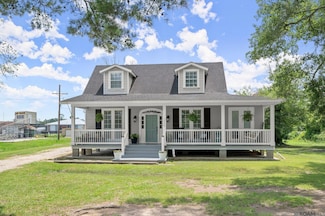12408 Burgess Ave, Walker, LA 70785