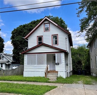 2305 7th St SW, Akron, OH 44314
