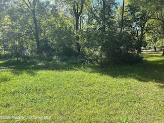 514 Sherwood Rd, Meshoppen Township, PA 18630