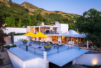 3017 E Saint Marys Cir, Salt Lake City, UT 84108