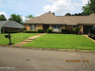 2003 Pinehaven Dr, Flowood, MS 39232