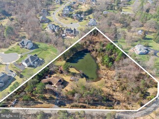 1108 Shaker Woods Rd, Herndon, VA 20170
