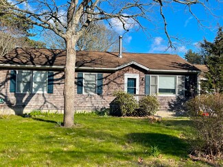 75 Anthiers Way, Edgartown, MA 02539