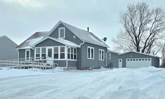 545 1st Ave SW, Harmony, MN 55939