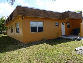 20833 NW 25th Ave, Miami Gardens, FL 33056