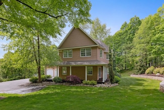 15 Ledge Rd, Southington, CT 06489
