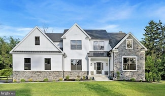 688 Cathcart Rd, Blue Bell, PA 19422