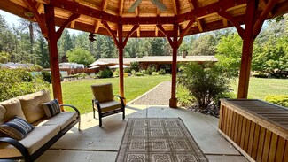 611 The Trees Dr, Williams, OR 97544