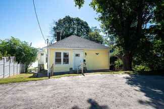 21 Ferraro St, Worcester, MA 01604