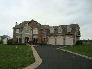 5617 Fields Dr, Yorkville, IL 60560