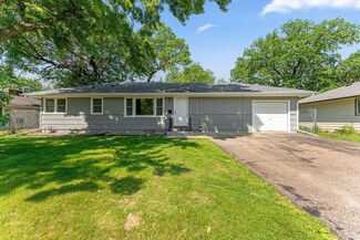 5307 Northport Dr, Minneapolis, MN 55429