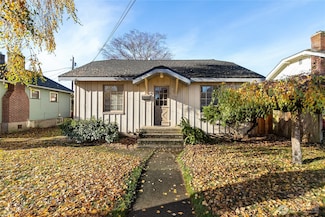 2805 Walnut St, Bellingham, WA 98225