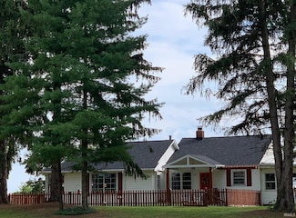 3915 W 200 N, Winamac, IN 46996