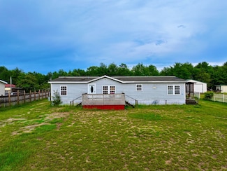 600 Sand Island Dr, Camden, AL 36726