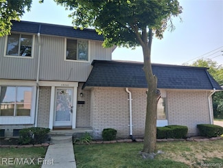 28000 Universal Dr Unit 1, Warren, MI 48092