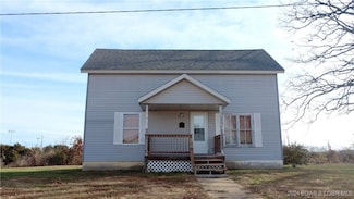 124 Hays Dr, Eldon, MO 65026