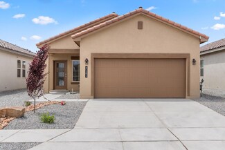 2727 Hot Springs Ln SW, Albuquerque, NM 87121