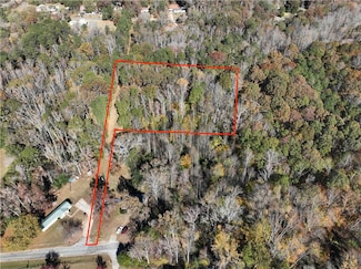 02 Patterson Dr, Laurens, SC 29360