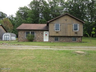 1844 Decker Hollow Rd, Tyrone, PA 16686