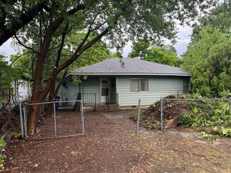 527 N Patchin Ave, Shawnee, OK 74801