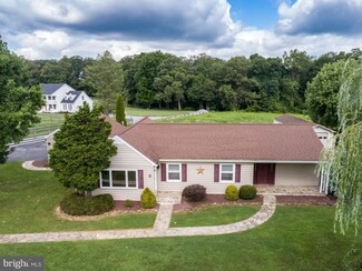 342 N Houcksville Rd, Hampstead, MD 21074