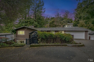 153 Willow Ave, Fairfax, CA 94930