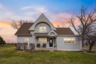 321 W Maple St, Roland, IA 50236