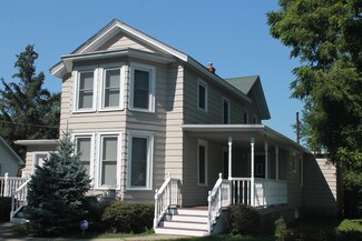 310 S Cherry St, Somonauk, IL 60552