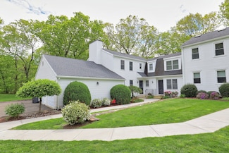 319 Thomaston Rd Unit 1, Watertown, CT 06795