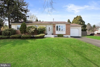 16 Dorothy Ave, Doylestown, PA 18901